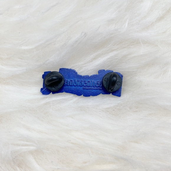 Enamel pin - Picture 2 of 4